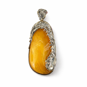 Srebrna zawieszka z bursztynem